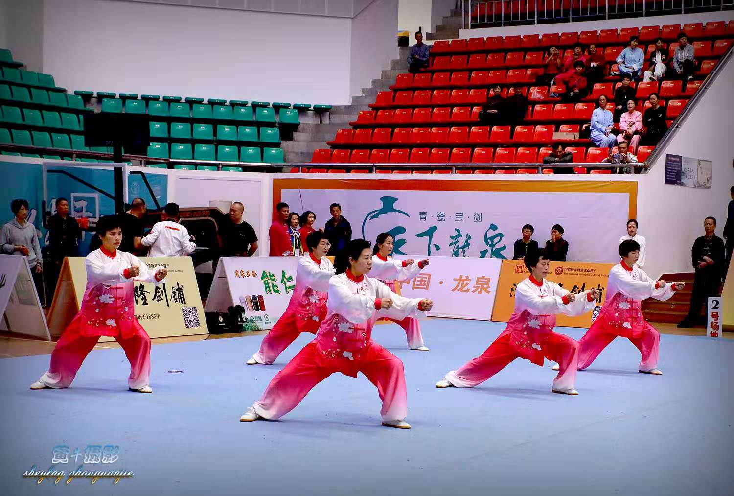 微信图片_20201112150559.jpg 微信图片_20201112150559.jpg